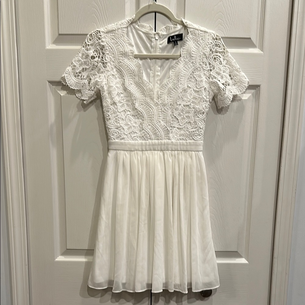 Lulu's White lace and tulle dress size small
